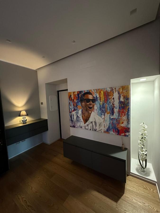 Lr Deluxe Apartments - Fondazione Prada - Metro M3 ミラノ エクステリア 写真