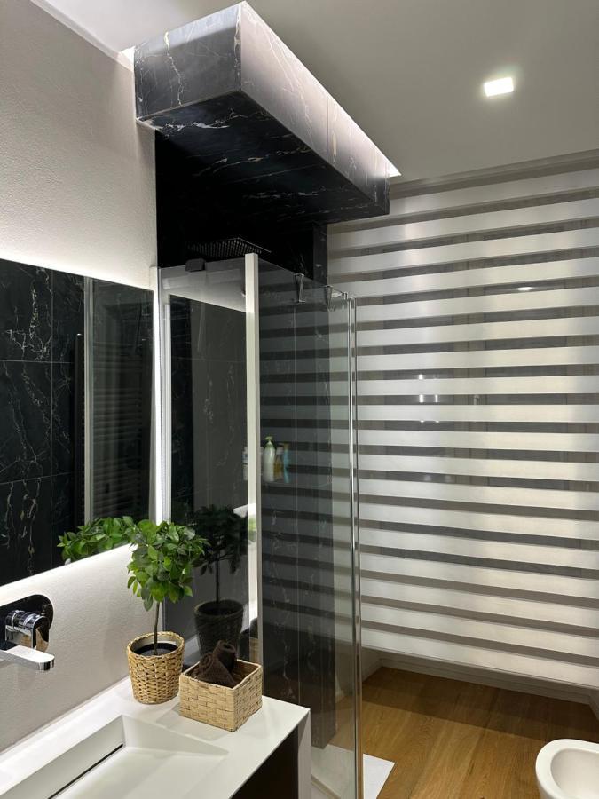 Lr Deluxe Apartments - Fondazione Prada - Metro M3 ミラノ エクステリア 写真