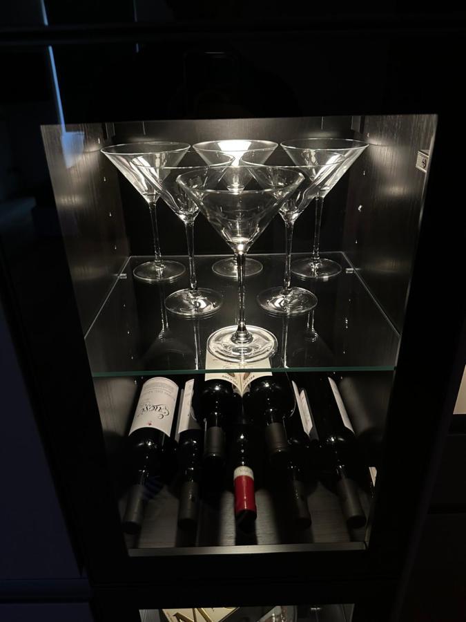 Lr Deluxe Apartments - Fondazione Prada - Metro M3 ミラノ エクステリア 写真